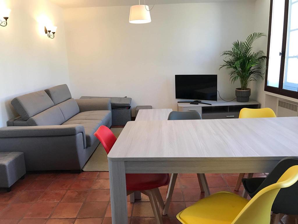 Appartement Au Coeur De Каркасон Екстериор снимка